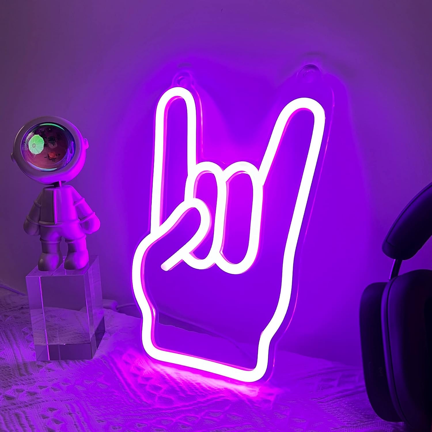 LED Neon Signs – Open / Happy Hour / Cocktails / Guitar / Rock / Bar / Girl – USB-Powered, Dimmable Wall Décor